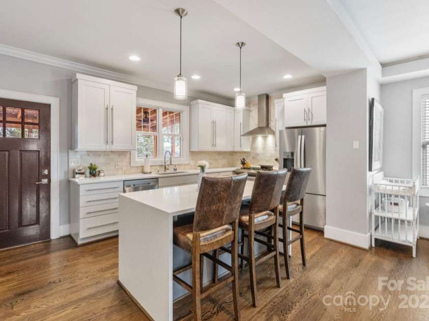 423 State Street, Charlotte, NC 28208.  MLS# CAR4255749, YatesRealty ID 18174. 