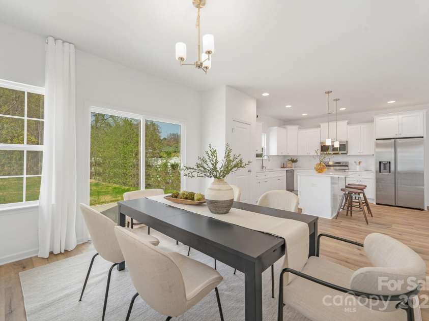 1148 Thayer Glen Court, Charlotte, NC 28213.  MLS# CAR4250441, YatesRealty ID 18175. Representation