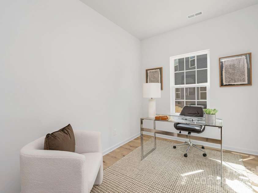 1148 Thayer Glen Court, Charlotte, NC 28213.  MLS# CAR4250441, YatesRealty ID 18175. Representation