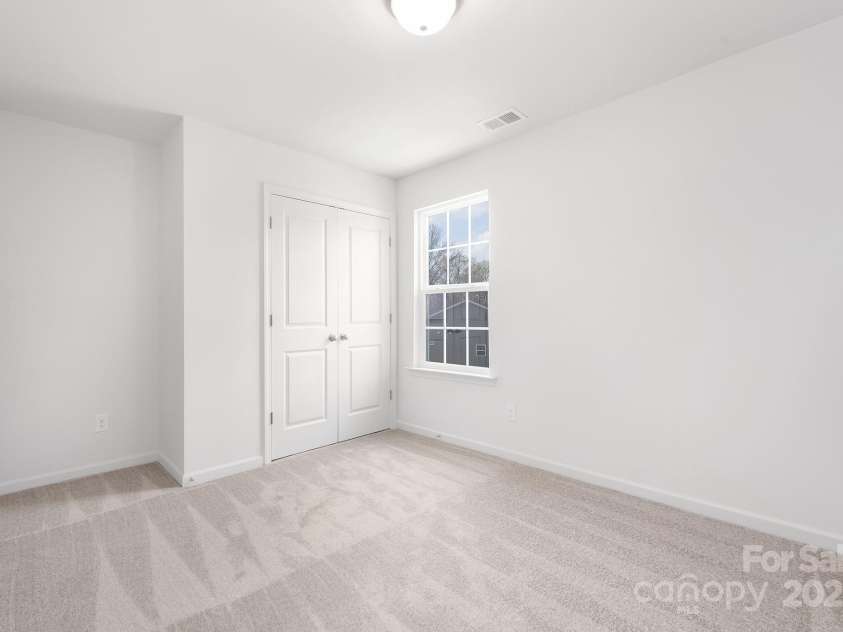 1148 Thayer Glen Court, Charlotte, NC 28213.  MLS# CAR4250441, YatesRealty ID 18175. Representation