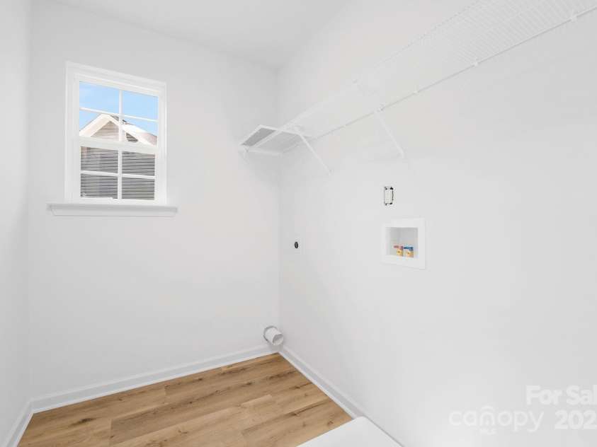 1148 Thayer Glen Court, Charlotte, NC 28213.  MLS# CAR4250441, YatesRealty ID 18175. Representation