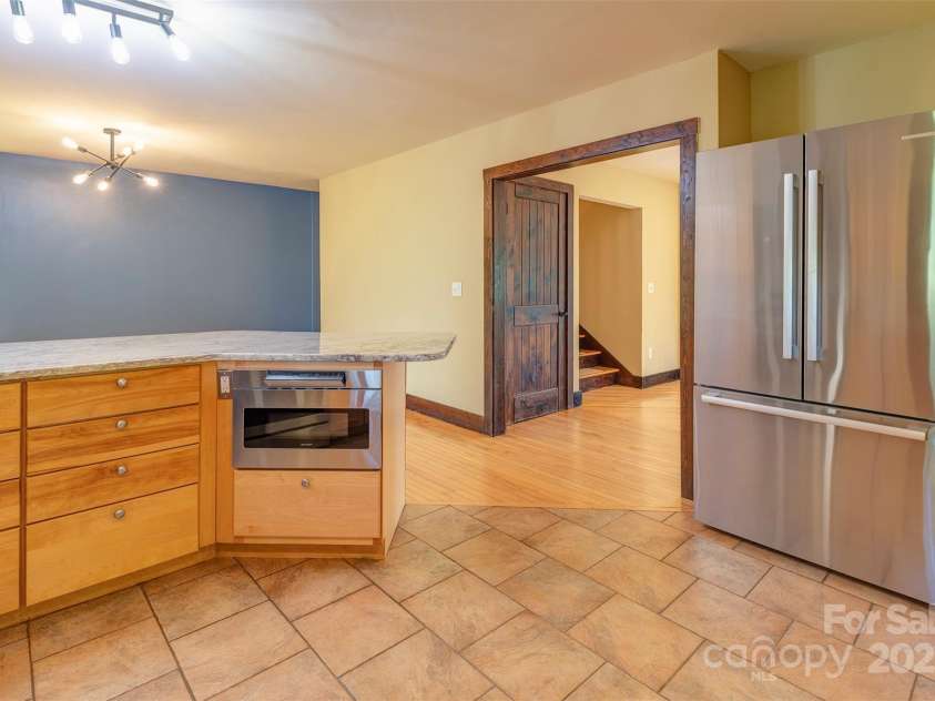 15 Mountain Tea Lane, Alexander, NC 28701.  MLS# CAR4276660, YatesRealty ID 18176. 