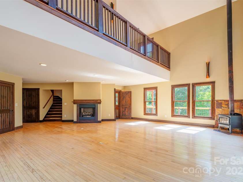 15 Mountain Tea Lane, Alexander, NC 28701.  MLS# CAR4276660, YatesRealty ID 18176. 