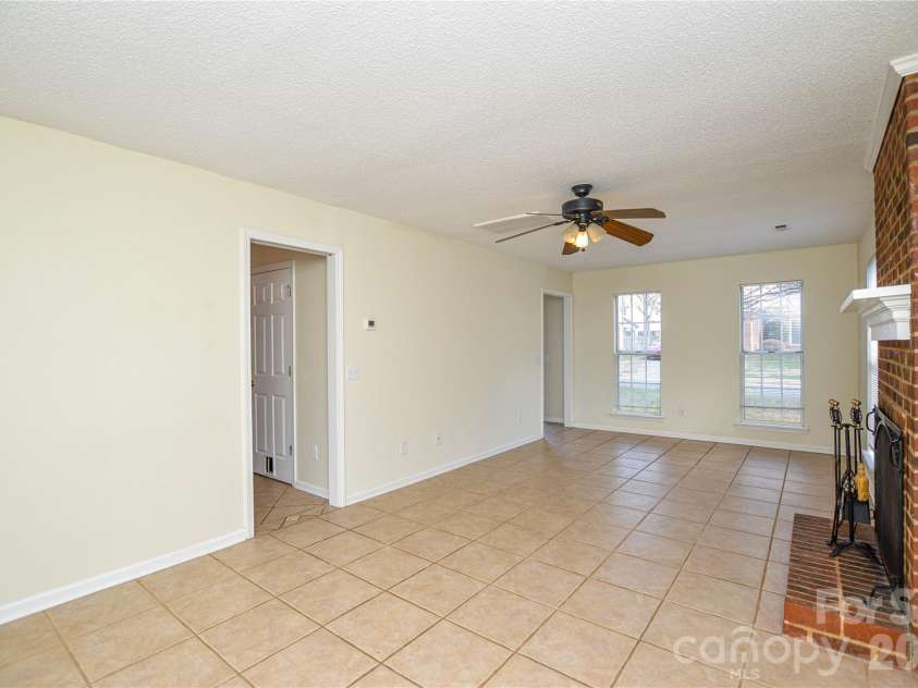 3509 Mayhurst Drive, Indian Trail, NC 28079.  MLS# CAR4353930, YatesRealty ID 18176. 