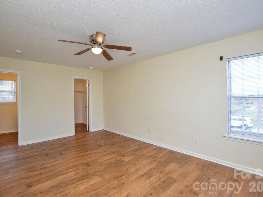 3509 Mayhurst Drive, Indian Trail, NC 28079.  MLS# CAR4353930, YatesRealty ID 18176. 