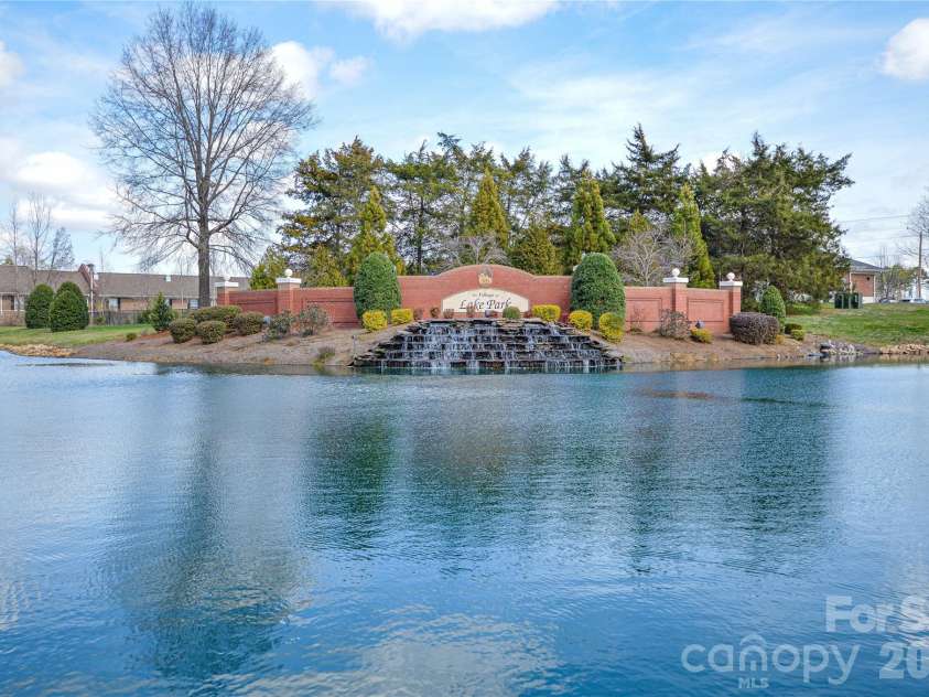 3509 Mayhurst Drive, Indian Trail, NC 28079.  MLS# CAR4353930, YatesRealty ID 18176. 