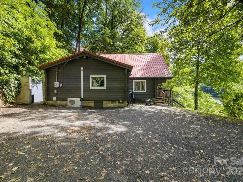 2827 Memorial Highway, Lake Lure, NC 28746.  MLS# CAR4266763, YatesRealty ID 18177. 