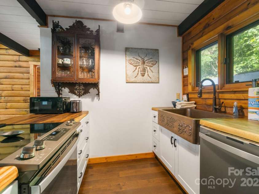 2827 Memorial Highway, Lake Lure, NC 28746.  MLS# CAR4266763, YatesRealty ID 18177. 