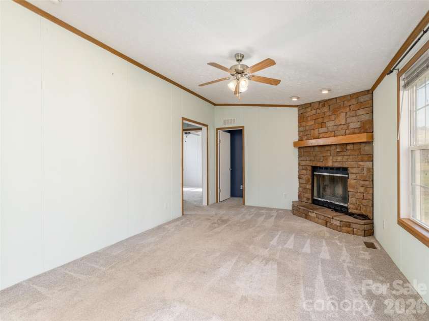 112 Lynn Estate Road, Hendersonville, NC 28792.  MLS# CAR4337249, YatesRealty ID 18178. 