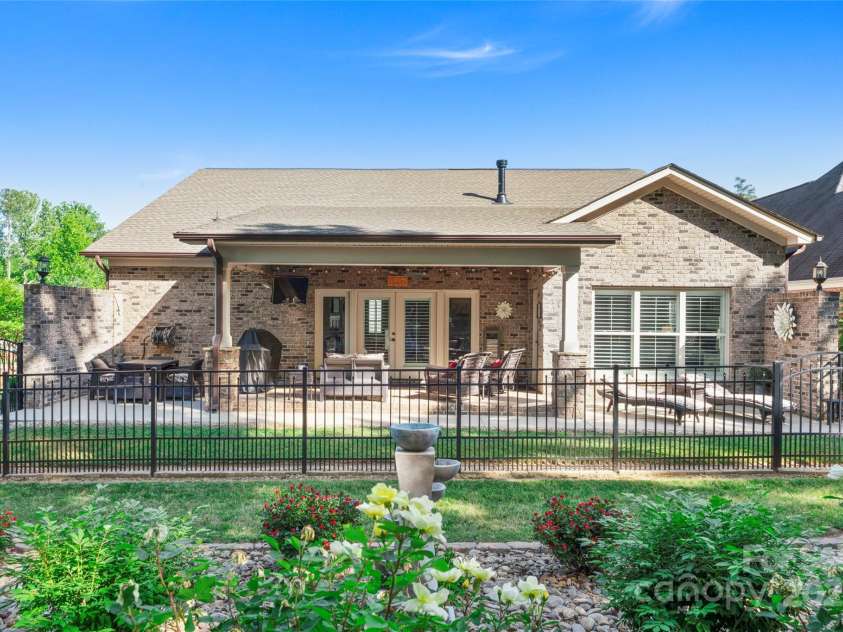 6010 Albiza Drive, Harrisburg, NC 28075.  MLS# CAR4256175, YatesRealty ID 18179. 