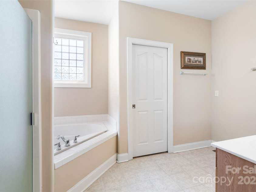 1249 Maddy Lane, Rock Hill, SC 29732.  MLS# CAR4231251, YatesRealty ID 1818. 