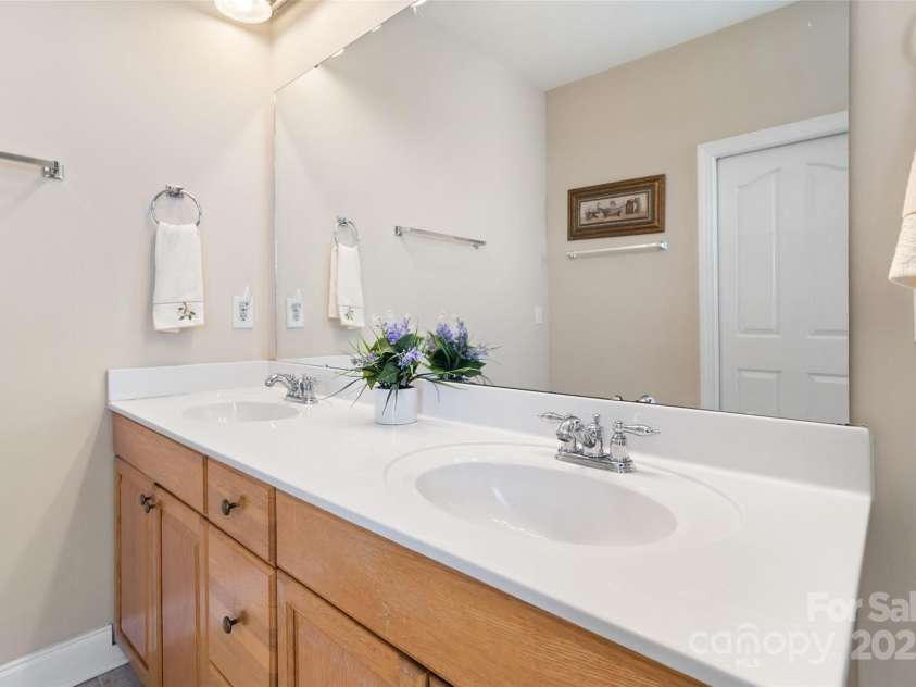 1249 Maddy Lane, Rock Hill, SC 29732.  MLS# CAR4231251, YatesRealty ID 1818. 