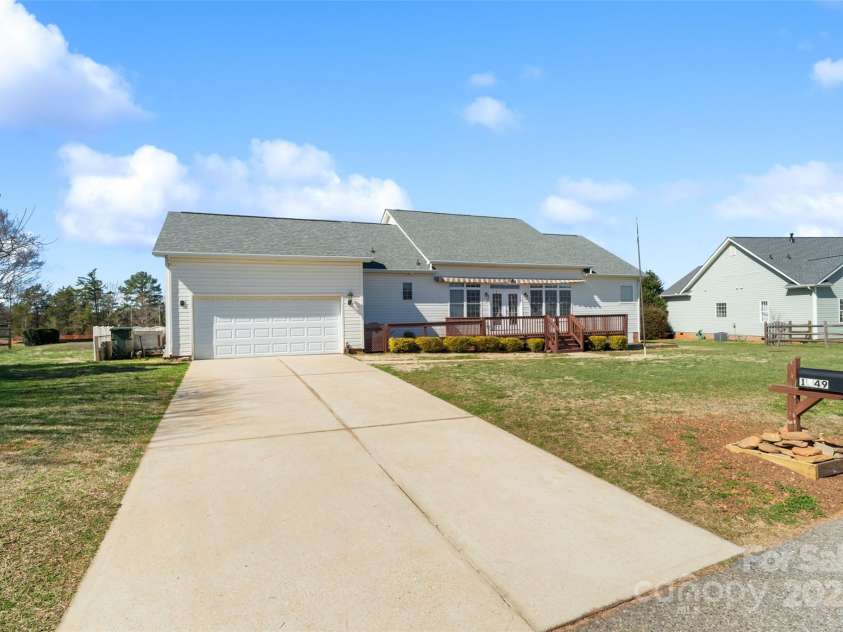 1249 Maddy Lane, Rock Hill, SC 29732.  MLS# CAR4231251, YatesRealty ID 1818. 