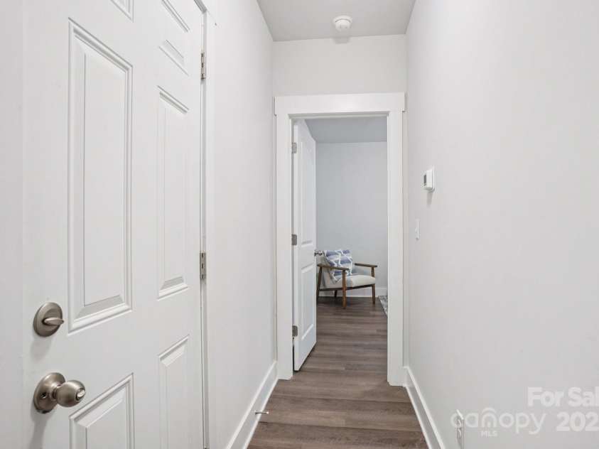620 Amalfi Drive, Davidson, NC 28036.  MLS# CAR4294404, YatesRealty ID 1818. 
