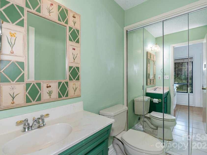 4025 Ivystone Court, Charlotte, NC 28277.  MLS# CAR4263151, YatesRealty ID 18180. 