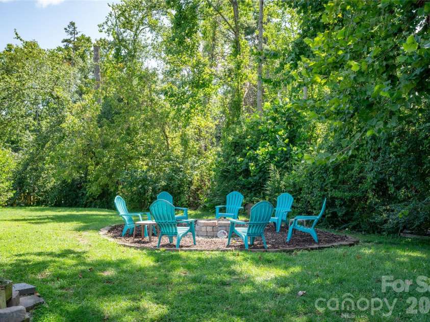 60 Southchase Drive, Fletcher, NC 28732.  MLS# CAR4288335, YatesRealty ID 18180. 