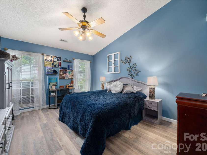 60 Southchase Drive, Fletcher, NC 28732.  MLS# CAR4288335, YatesRealty ID 18180. 