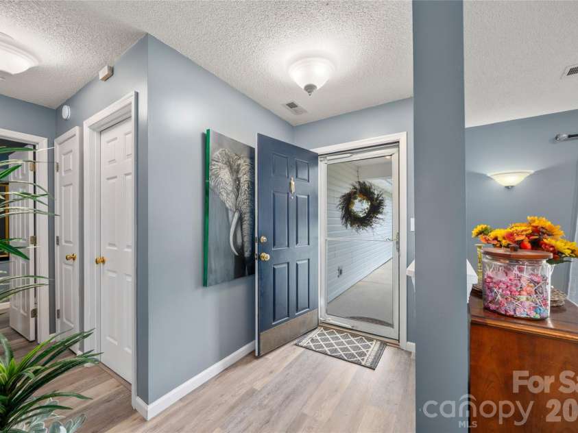 60 Southchase Drive, Fletcher, NC 28732.  MLS# CAR4288335, YatesRealty ID 18180. 
