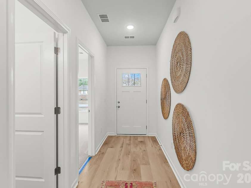 13917 Stillwood Place, Matthews, NC 28105.  MLS# CAR4368081, YatesRealty ID 18181. Representation