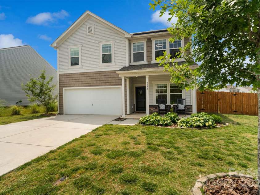 3092 Riker Street, Clover, SC 29710.  MLS# CAR4261512, YatesRealty ID 18182. Beautiful Clover, SC
