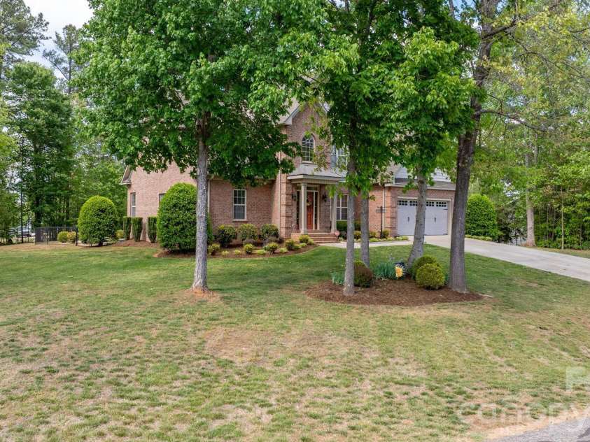 5554 Stillwater Drive, Granite Falls, NC 28630.  MLS# CAR4374950, YatesRealty ID 18182. 