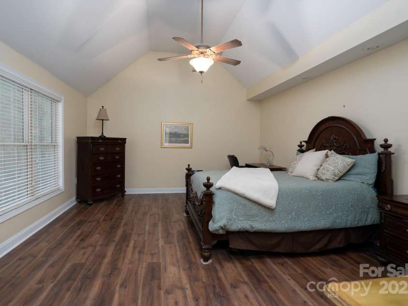 709 Carson Court, Kannapolis, NC 28083.  MLS# CAR4294117, YatesRealty ID 18184. 