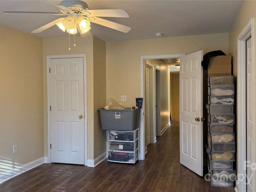 709 Carson Court, Kannapolis, NC 28083.  MLS# CAR4294117, YatesRealty ID 18184. 