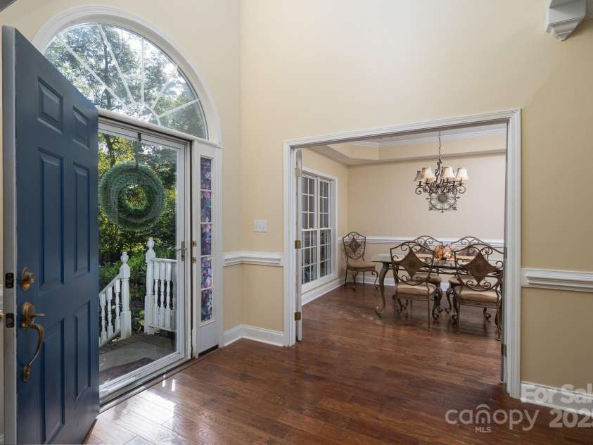 709 Carson Court, Kannapolis, NC 28083.  MLS# CAR4294117, YatesRealty ID 18184. Front Entrance
