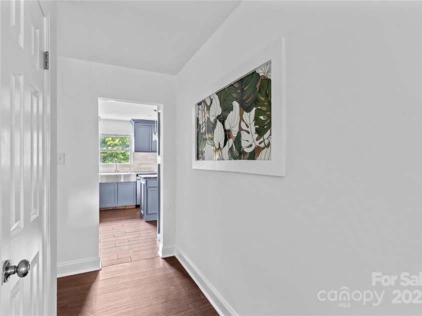 211 Ridgecrest Street, Kannapolis, NC 28081.  MLS# CAR4259587, YatesRealty ID 18186. 