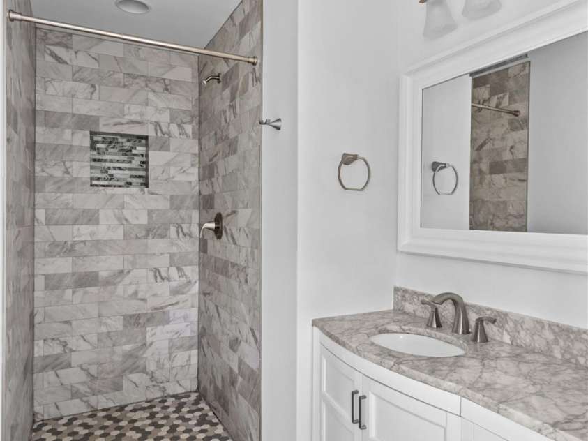 211 Ridgecrest Street, Kannapolis, NC 28081.  MLS# CAR4259587, YatesRealty ID 18186. 