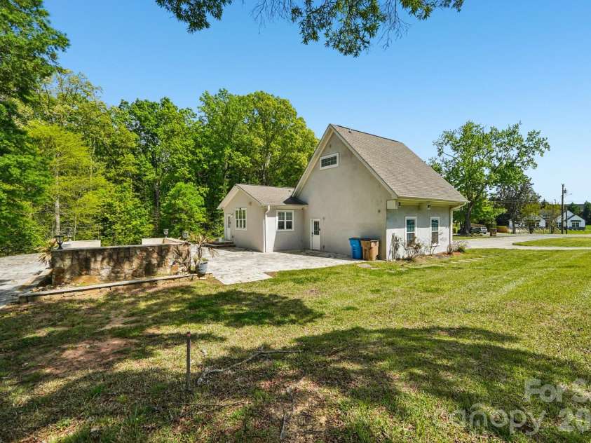 605 Allen Way, Indian Trail, NC 28079.  MLS# CAR4368846, YatesRealty ID 18187. 