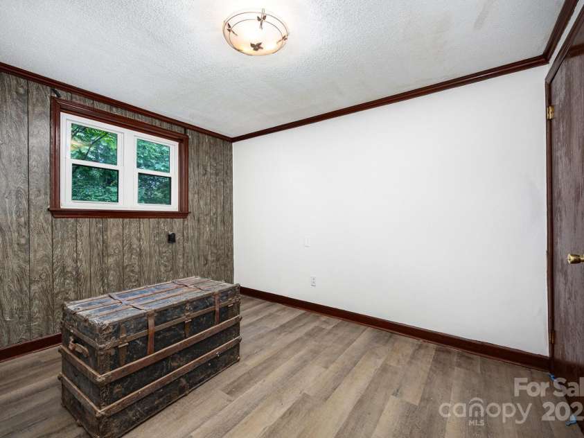 985 Needmore Road, Woodleaf, NC 27054.  MLS# CAR4266307, YatesRealty ID 18187. 