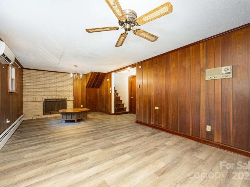 985 Needmore Road, Woodleaf, NC 27054.  MLS# CAR4266307, YatesRealty ID 18187. 