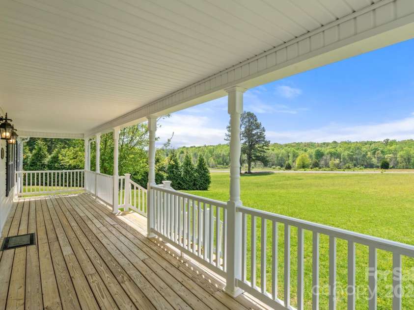 1285 Waitman Road, Lexington, NC 27295.  MLS# CAR4268596, YatesRealty ID 18189. 