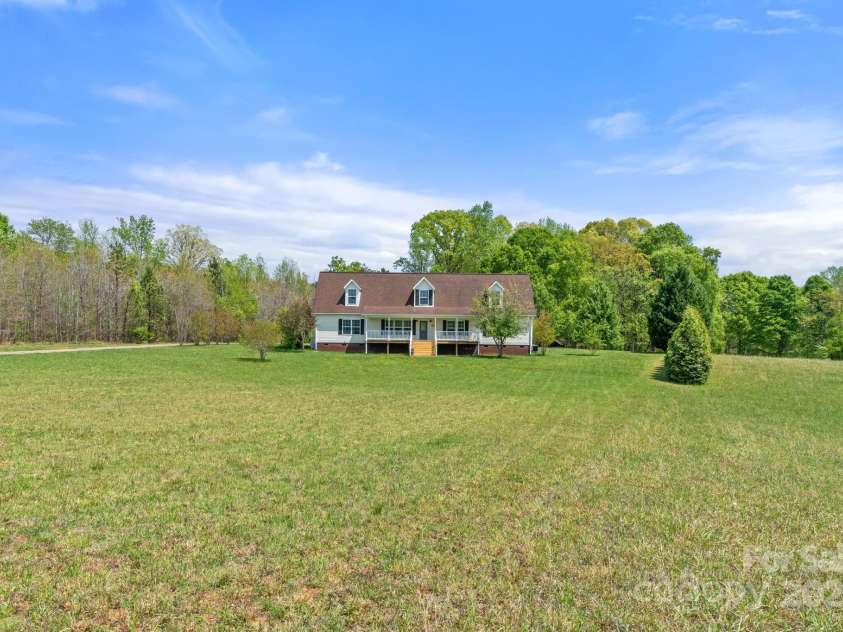 1285 Waitman Road, Lexington, NC 27295.  MLS# CAR4268596, YatesRealty ID 18189. 