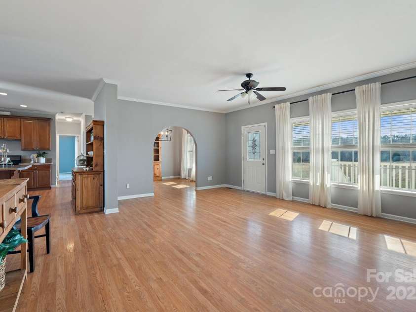 1285 Waitman Road, Lexington, NC 27295.  MLS# CAR4268596, YatesRealty ID 18189. 