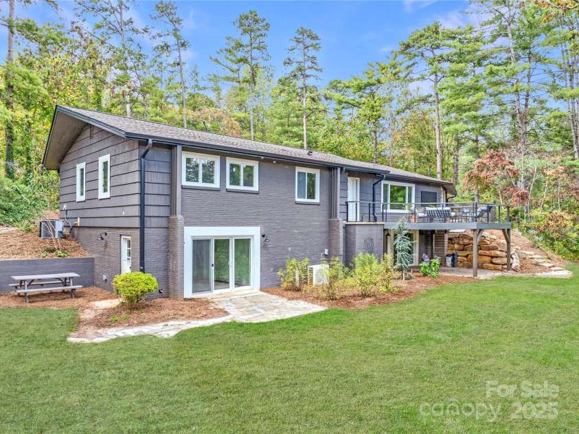 351 Windsor Road, Asheville, NC 28804.  MLS# CAR4306947, YatesRealty ID 1819. 