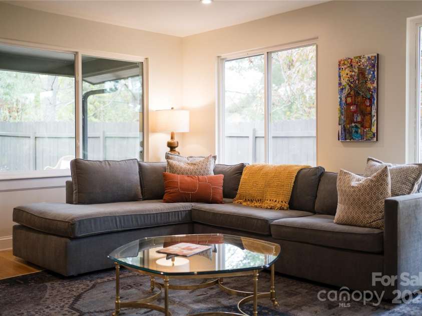 351 Windsor Road, Asheville, NC 28804.  MLS# CAR4306947, YatesRealty ID 1819. 