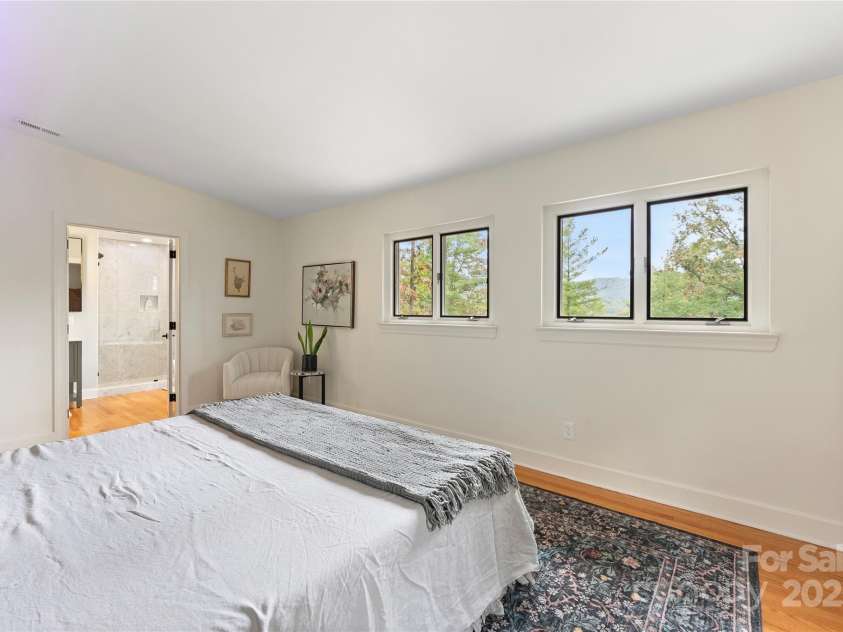 351 Windsor Road, Asheville, NC 28804.  MLS# CAR4306947, YatesRealty ID 1819. 