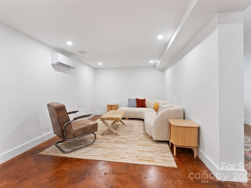 351 Windsor Road, Asheville, NC 28804.  MLS# CAR4306947, YatesRealty ID 1819. 