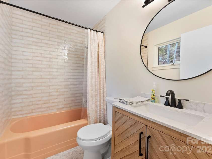 351 Windsor Road, Asheville, NC 28804.  MLS# CAR4306947, YatesRealty ID 1819. 