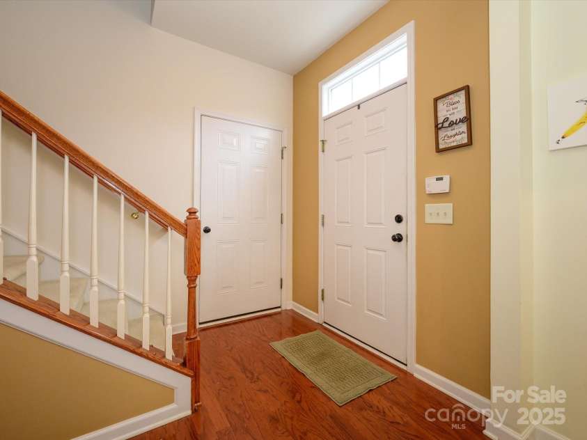 120 Snead Road, Fort Mill, SC 29715.  MLS# CAR4221912, YatesRealty ID 18190. Entryway