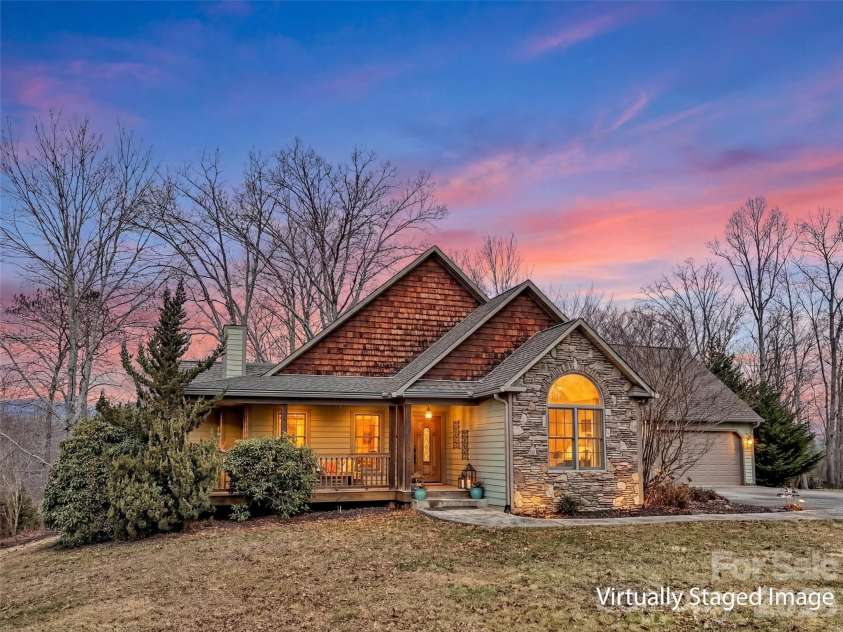 303 Forest Place, Candler, NC 28715.  MLS# CAR4342889, YatesRealty ID 18190. 