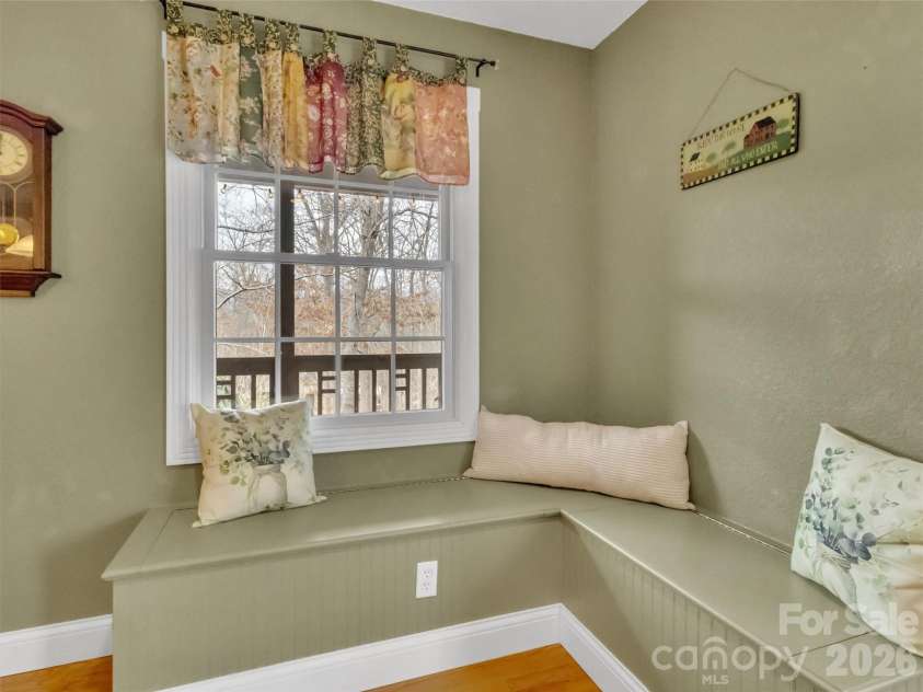 303 Forest Place, Candler, NC 28715.  MLS# CAR4342889, YatesRealty ID 18190. 