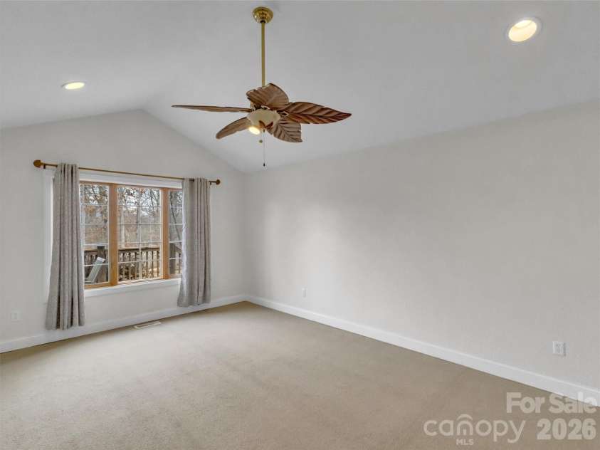 303 Forest Place, Candler, NC 28715.  MLS# CAR4342889, YatesRealty ID 18190. 