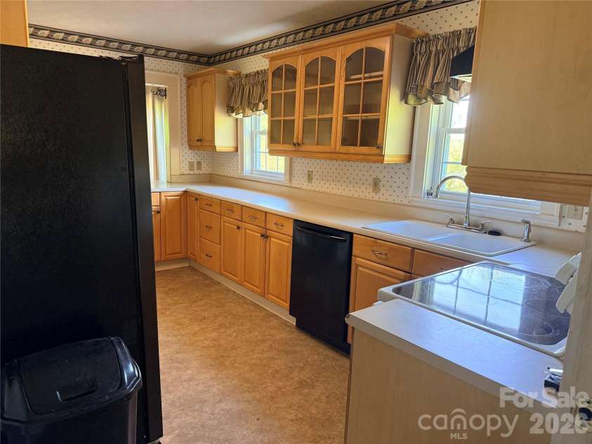 2498 Melvin Propst Drive, Morganton, NC 28655.  MLS# CAR4370673, YatesRealty ID 18192. 