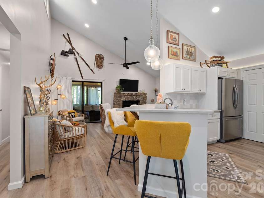 191 Forest Drive, Maggie Valley, NC 28751.  MLS# CAR4372741, YatesRealty ID 18193. 