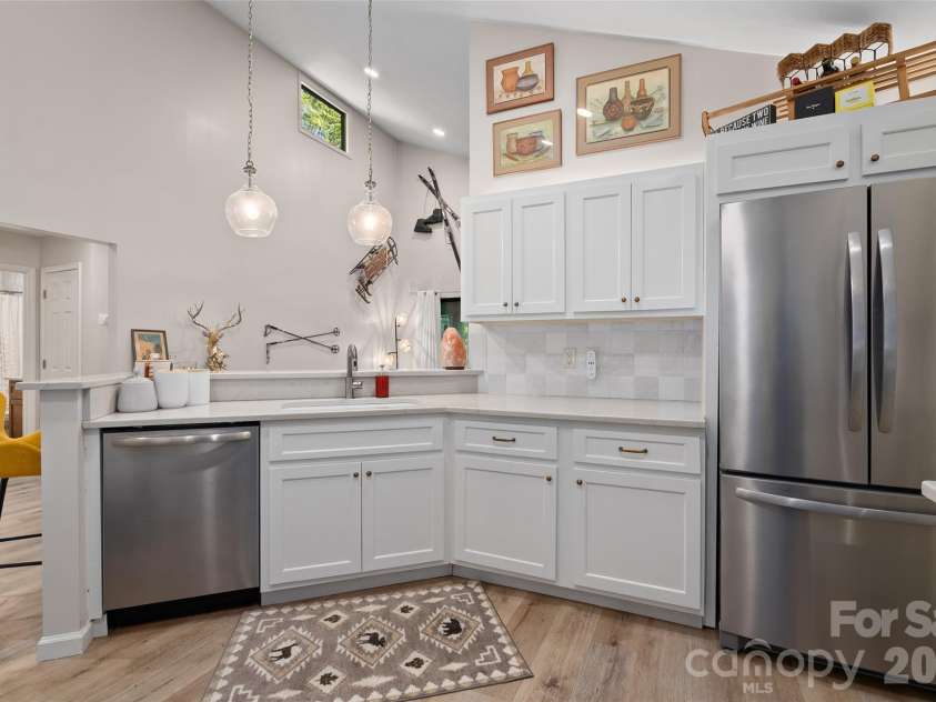 191 Forest Drive, Maggie Valley, NC 28751.  MLS# CAR4372741, YatesRealty ID 18193. 