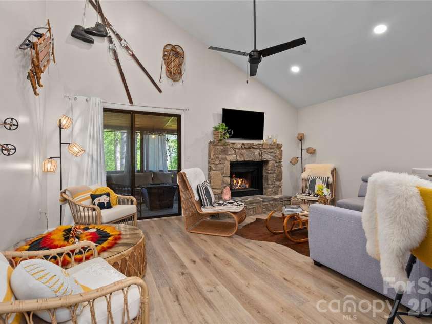191 Forest Drive, Maggie Valley, NC 28751.  MLS# CAR4372741, YatesRealty ID 18193. 