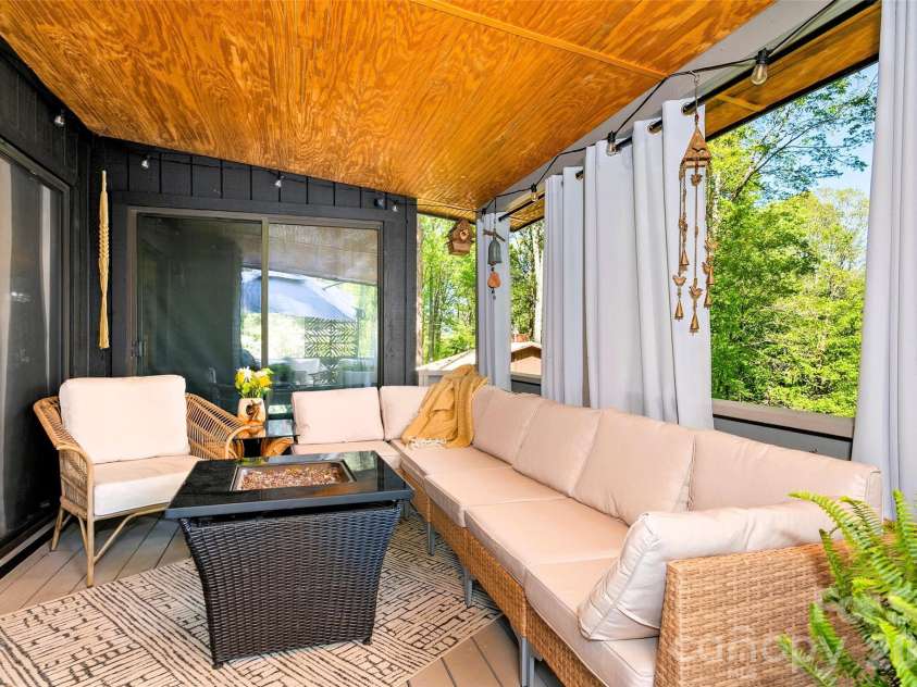 191 Forest Drive, Maggie Valley, NC 28751.  MLS# CAR4372741, YatesRealty ID 18193. 